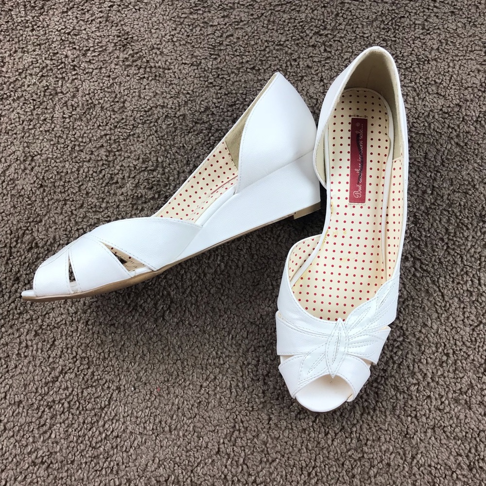 NWOT Bait Footwear Wedge Heel 1940 / 1950 Style